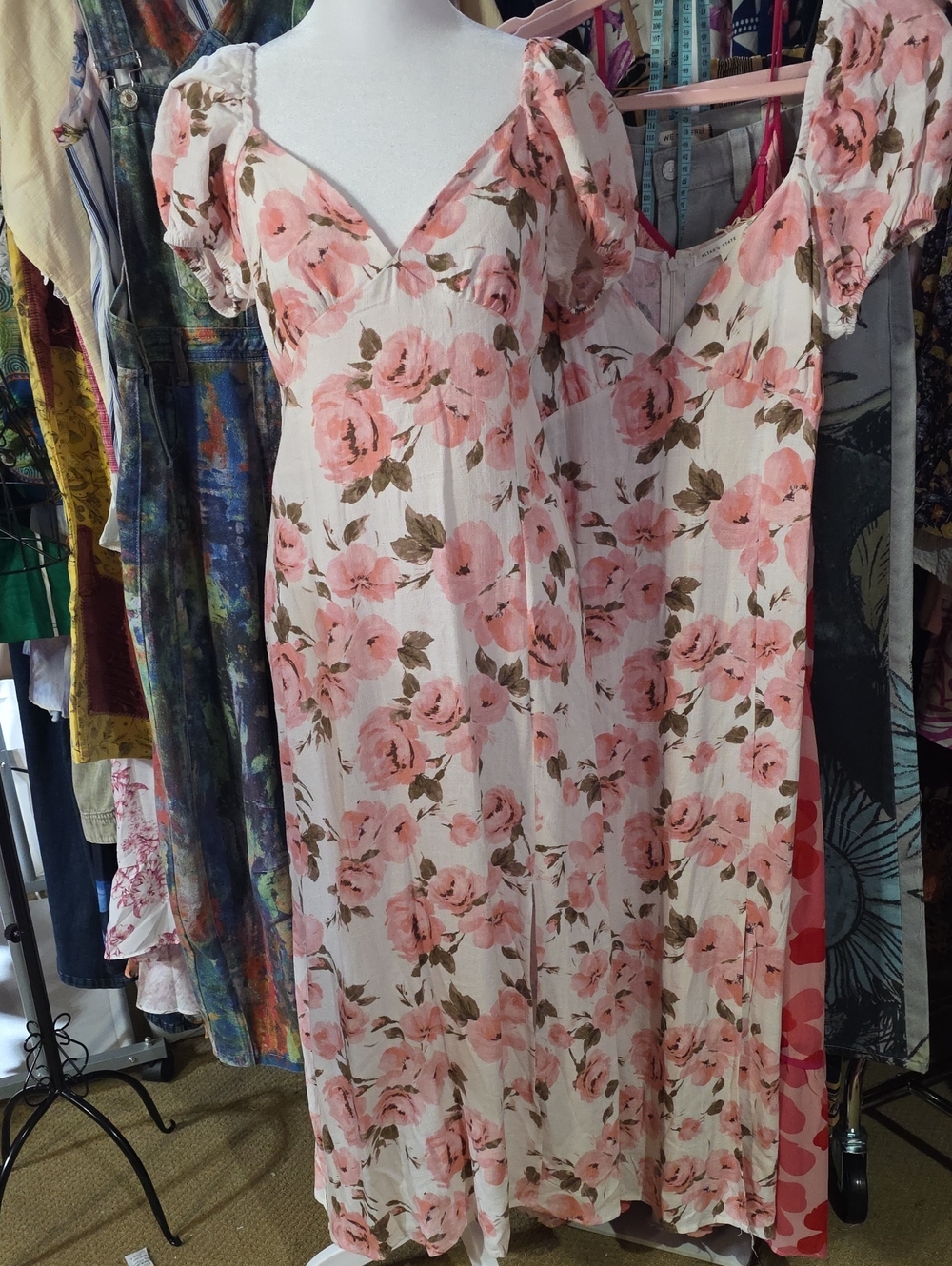 Altar'd State Floral Puff-Sleeve Maxi Dress in Ivory Pink Multi.
